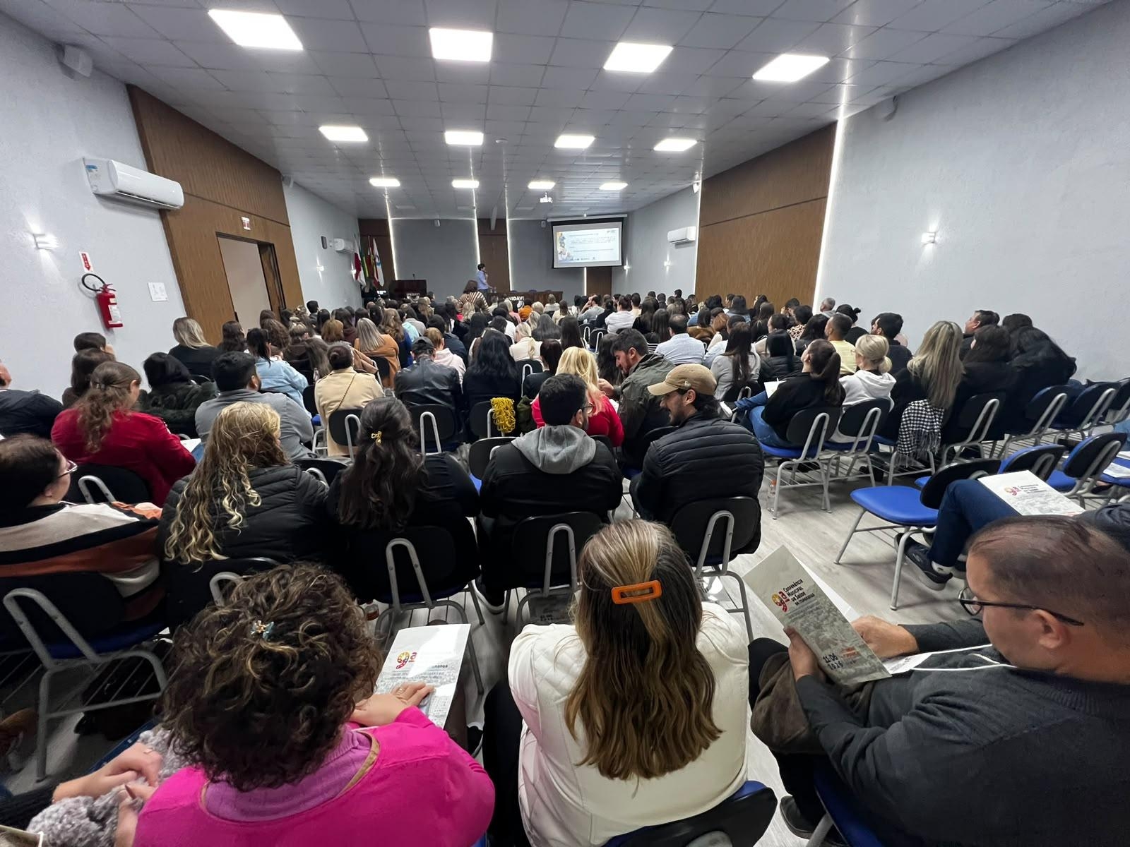 Conferência Municipal de Saúde reúne mais de 220 participantes em Ituporanga
