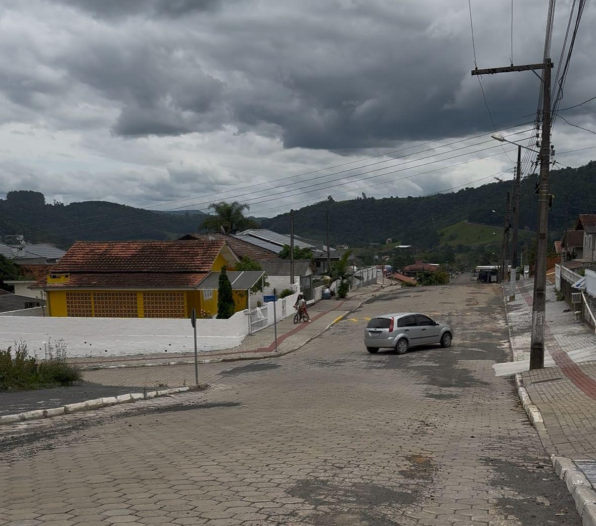 Fim da poeira: Ituporanga encerra 2025 com balanço expressivo de pavimentação