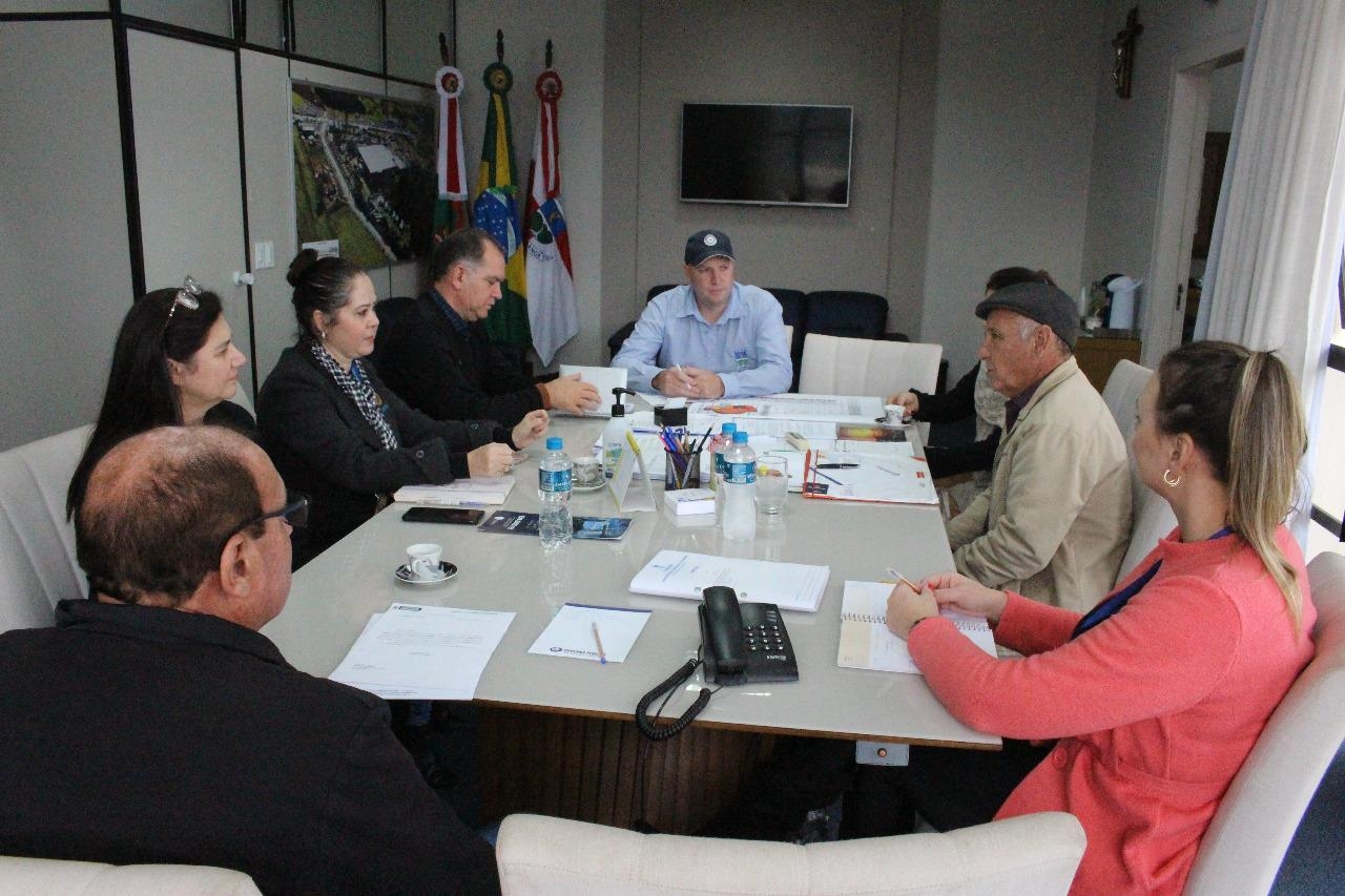 Reunião com a Celesc discute melhorias na iluminação pública em Ituporanga